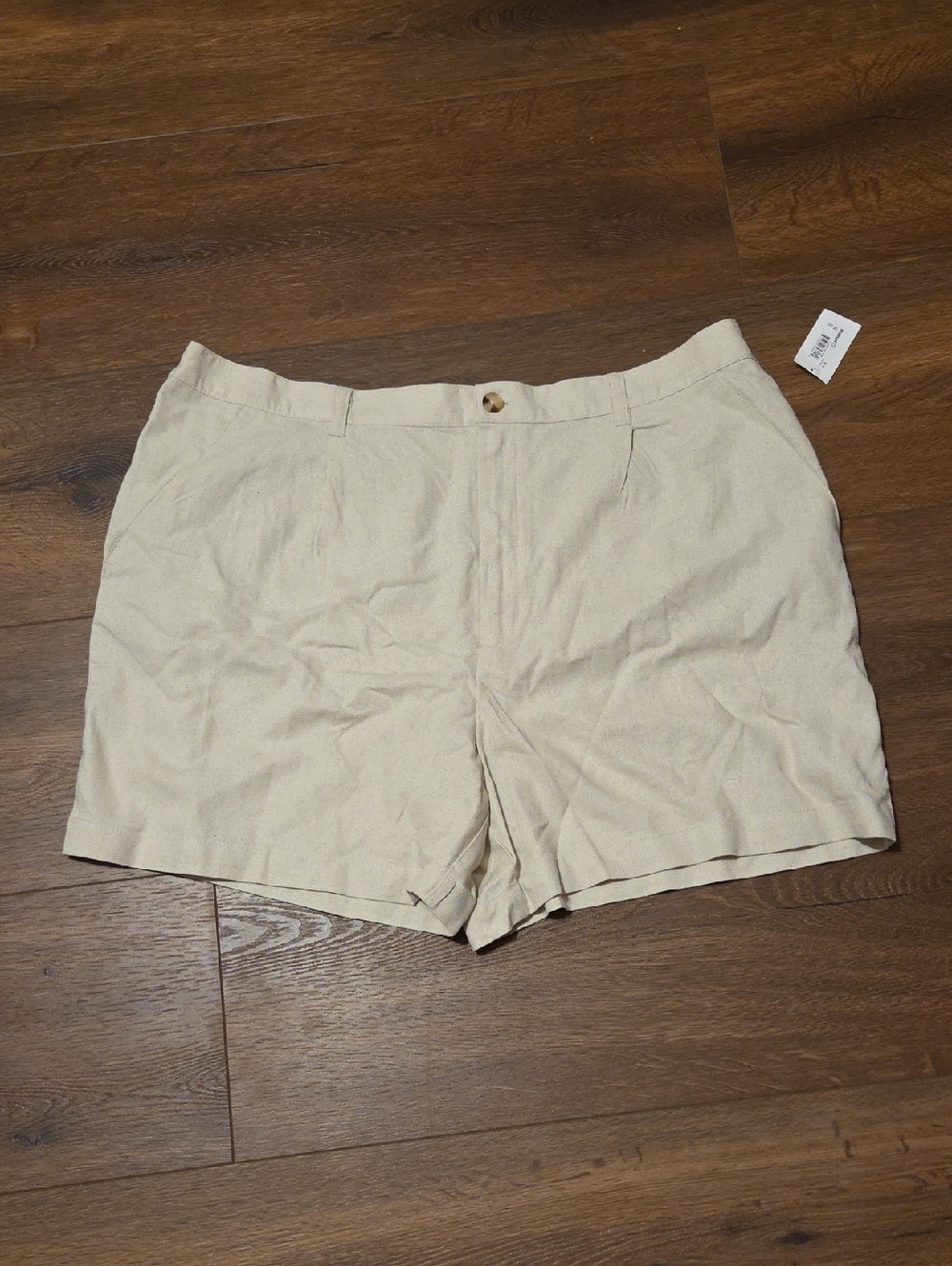 Time & Tru ladies Shorts cream XXL (20) NWT
